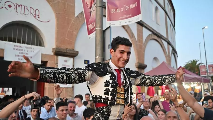 David Gutiérrez triunfa en Cáceres y corta tres orejas en una tarde llena de emoción y entrega