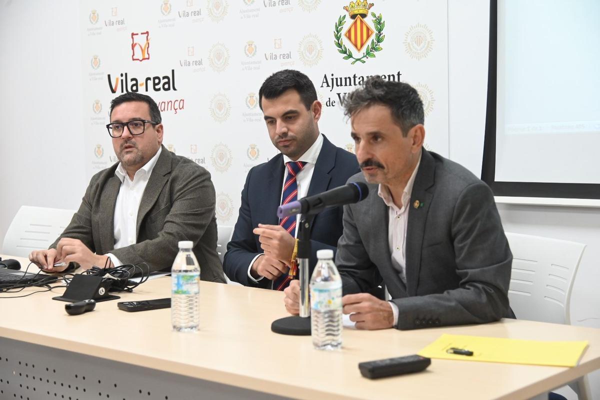 Representantes políticos de la Federación Valenciana de Municipios y Provincias, de la Generalitat y del Ayuntamiento de Vila-real han presentado la jornada.