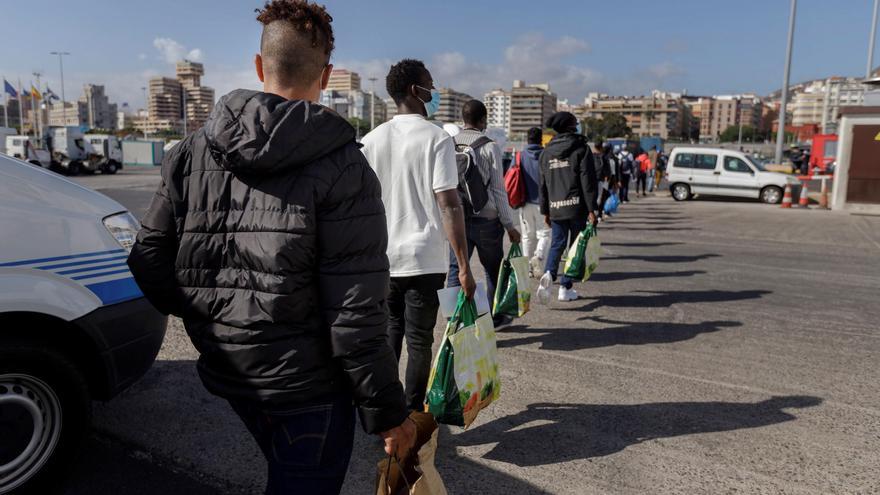 Nuevo traslado de inmigrantes a un hotel del sur de Tenerife