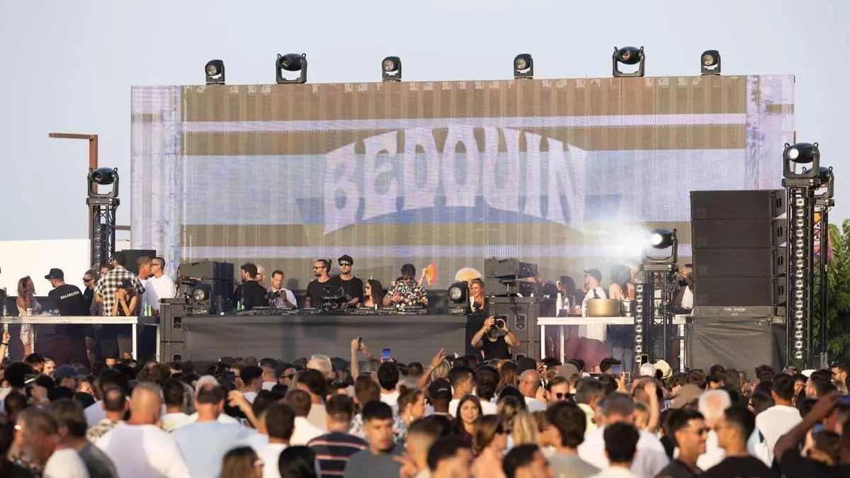 Los djs mandan en el puerto de Ibiza