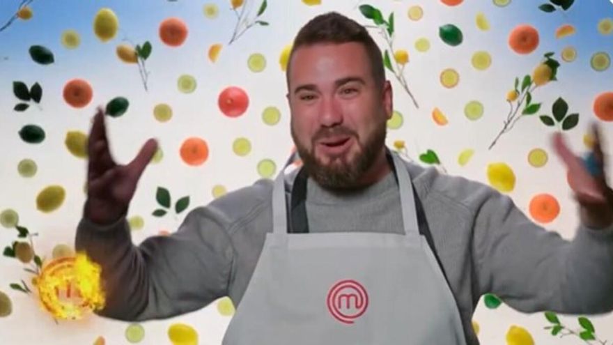 El concursante alicantino de Masterchef 13: se llama Alejandro Flores y es adiestrador canino