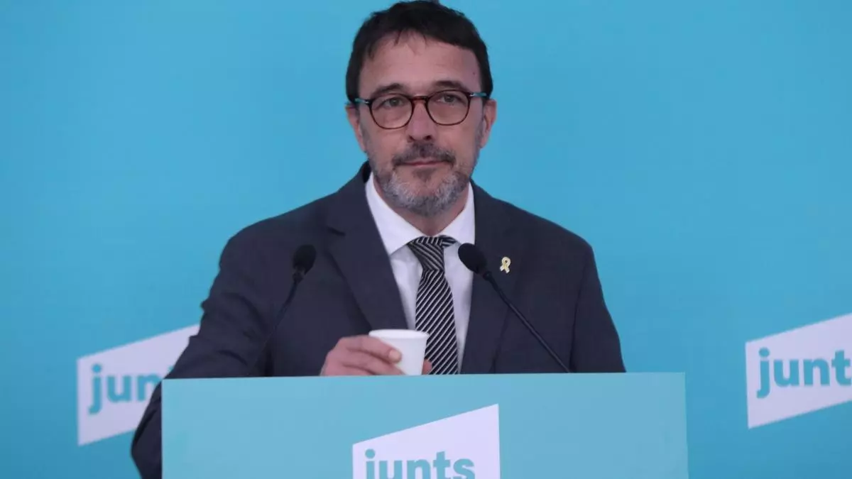 Junts ve la Conferencia de Presidentes en Barcelona como una "españolización" del PSOE con el "apoyo" de ERC y Comuns
