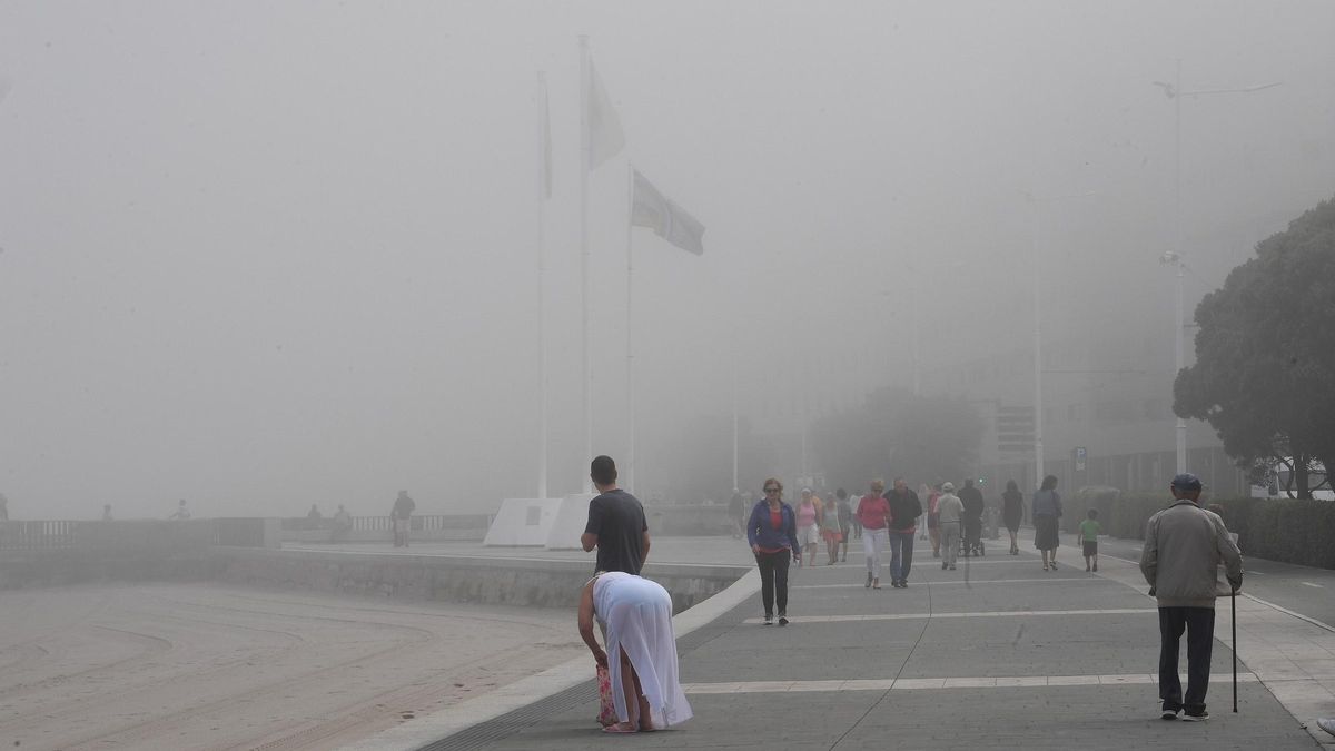 Imagen de archivo de niebla en A Coruña.