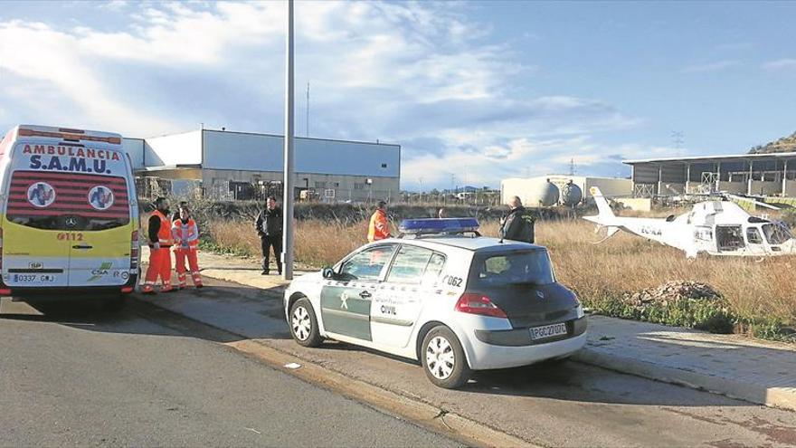 Dos heridos en l’Alcora y Sant Mateu en accidente laboral