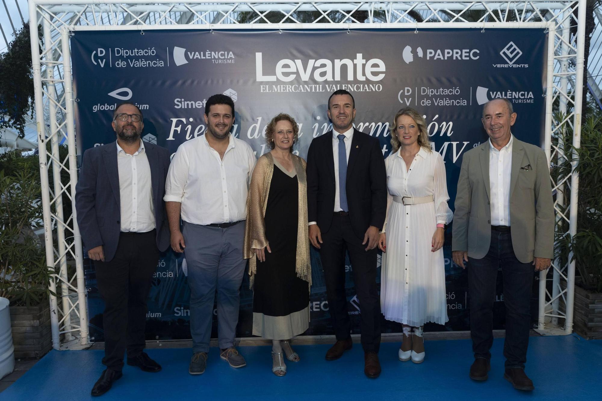 Los alcaldes de l'Horta en la cumbre comarcal organizada por Levante-EMV