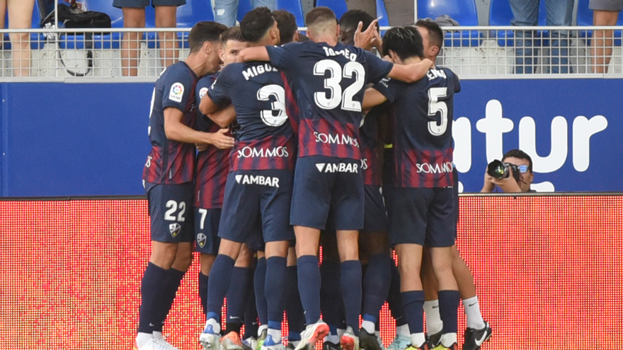 Resumen, goles y highlights del Huesca 3-0 Ibiza de la jornada 4 de LaLiga Smartbank