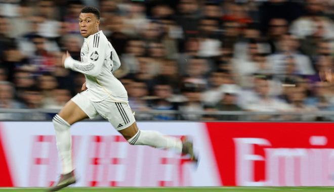 El Madrid "va explorar el genoll equivocat" a Mbappé