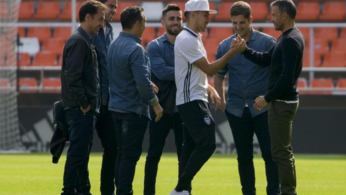 Luis Enrique y sus auxiliares charlaron con Munir