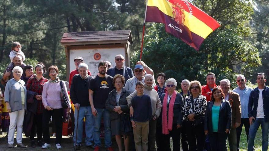 Los republicanos honran a las víctimas del franquismo