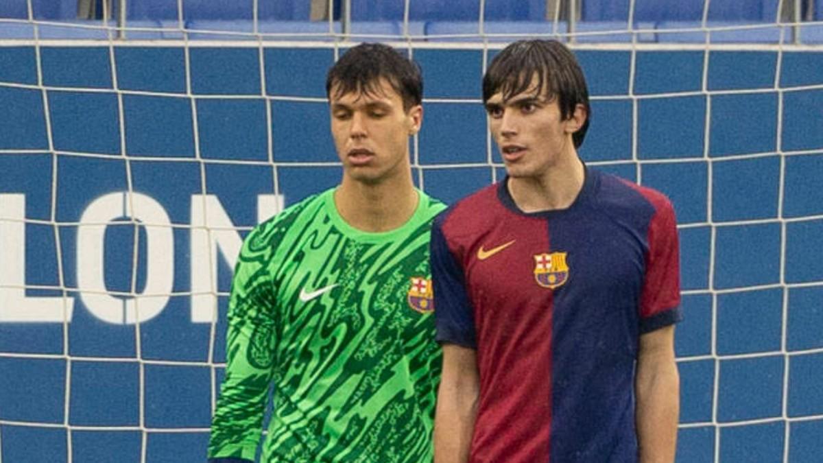 Cuenca y Diego Kochen en un partido de la Youth League