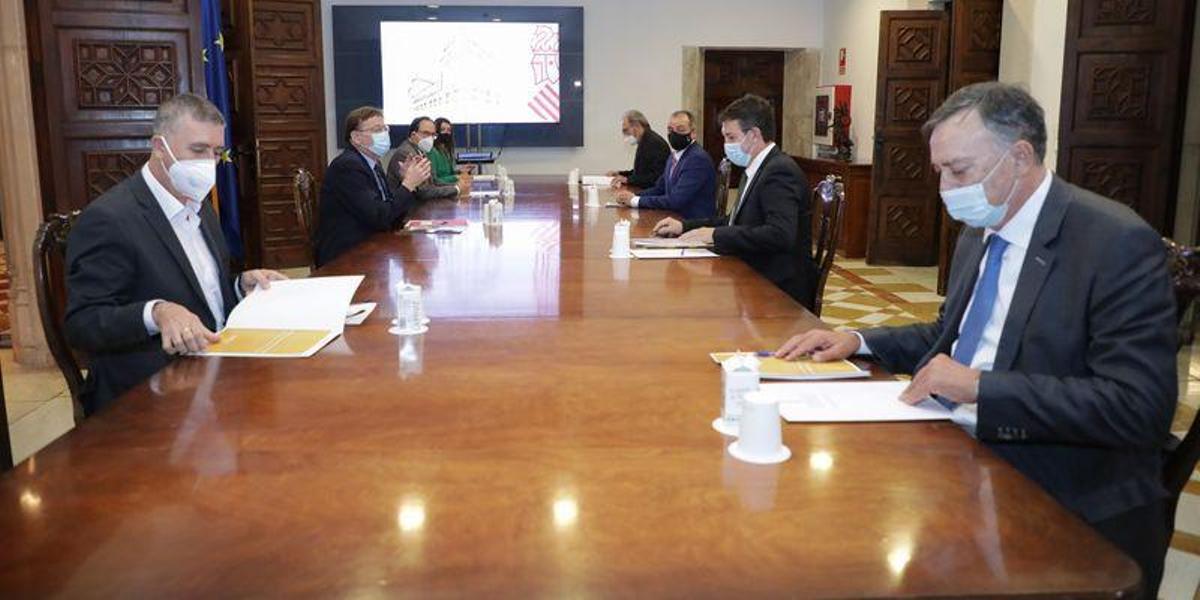 La CEV pide al Consell una inversión de 330 millones anuales para fortalecer la industria