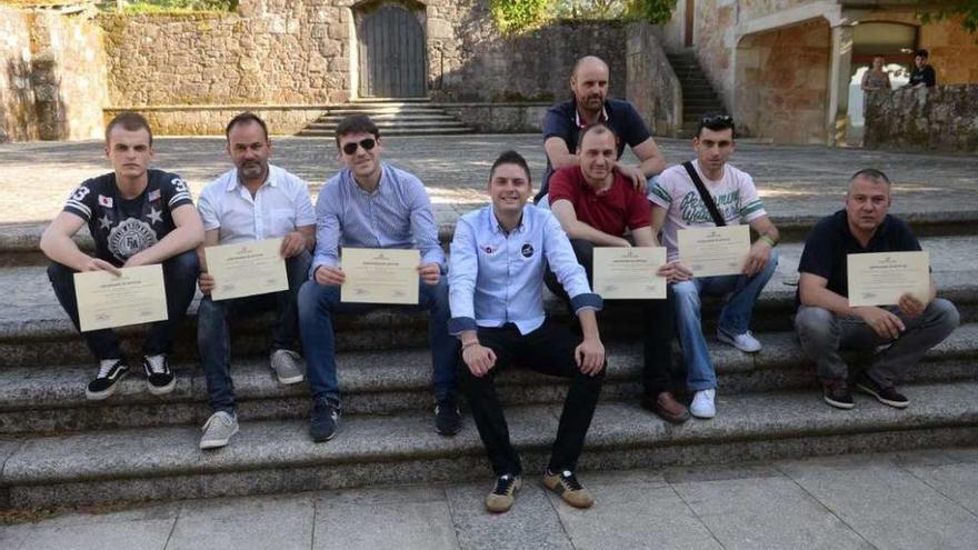 Entrega de los certificados a los alumnos del curso de drones celebrado en Vista Real. // Noé Parga