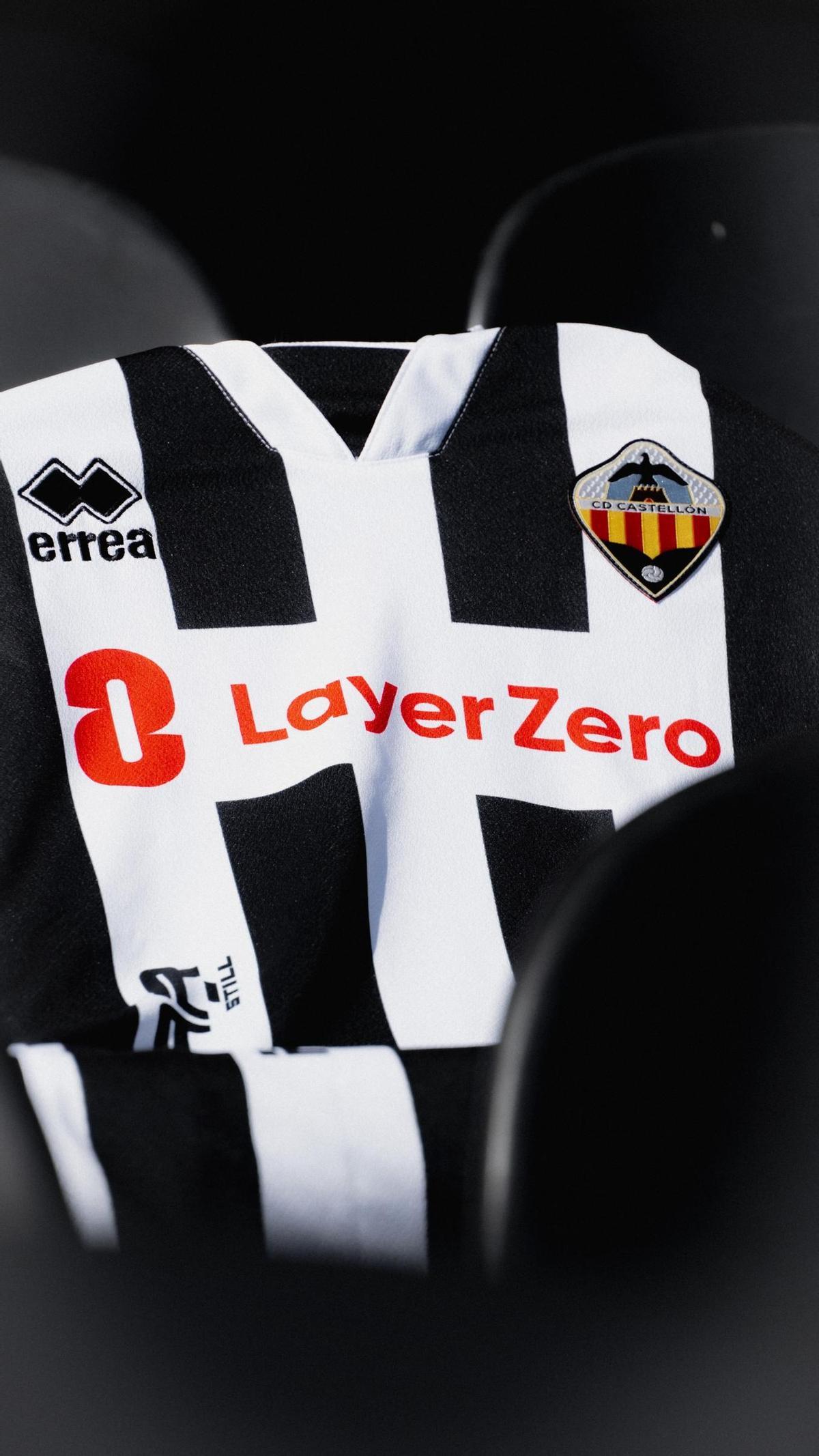 Galería | La camiseta retro del CD Castellón, en imágenes