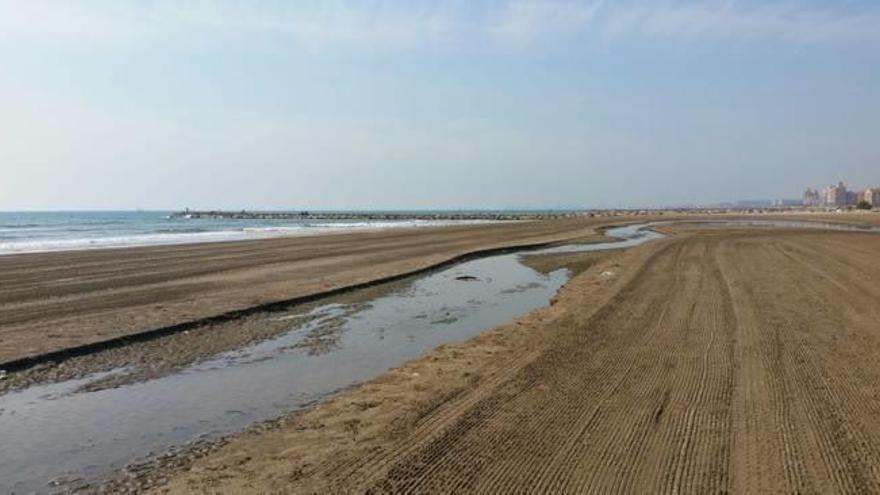 Foios pide a Costas que desvíe la desembocadura de la acequia de la Gola