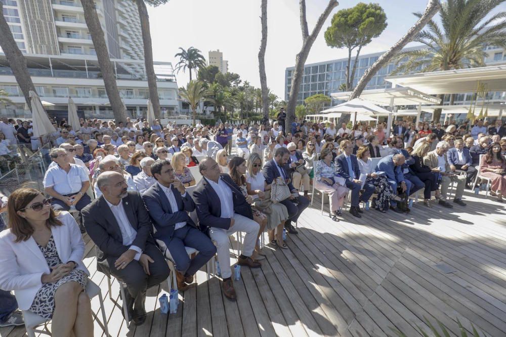 Gabriel Escarrer, fundador y presidente de Meliá, homenajeado por sus empleados