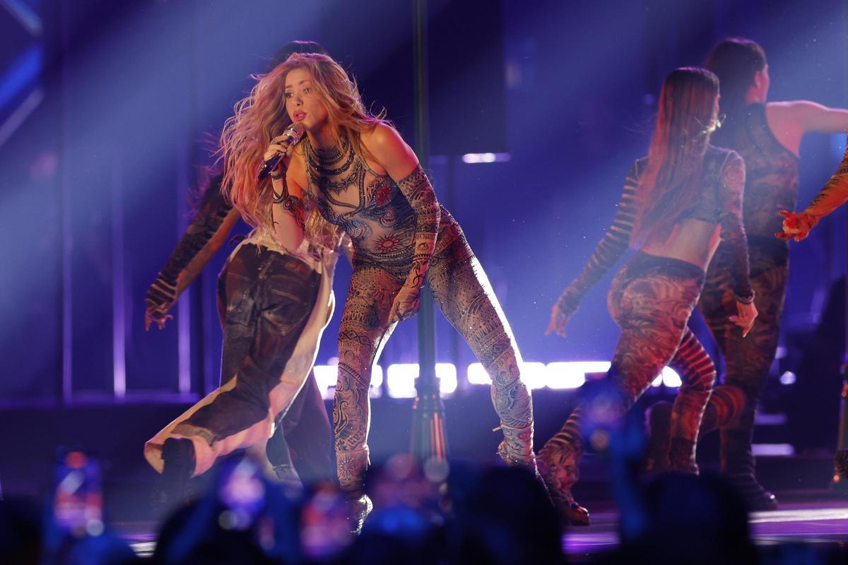 Shakira, durante una de sus actuaciones en los Latin Grammy.