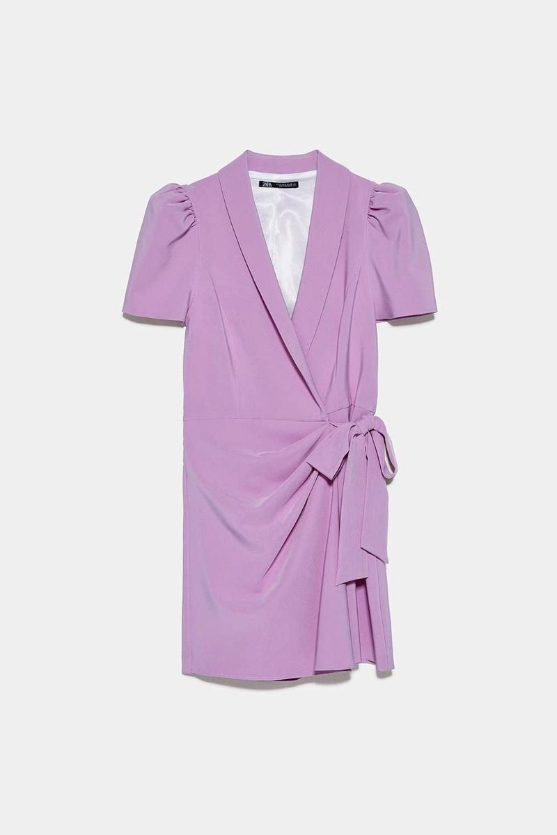 Vestido cruzado de Zara. (Precio: 39,95 euros)
