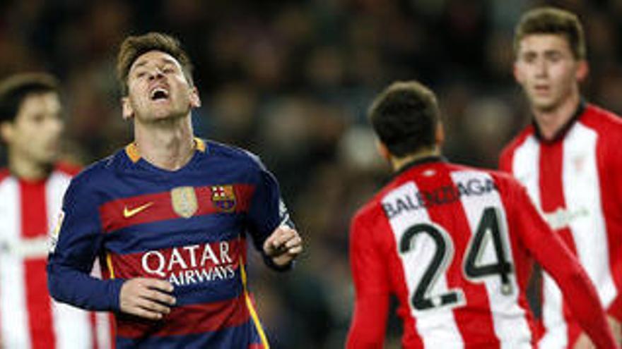 Messi, durant la primera part del partit contra l&#039;Atlètic.