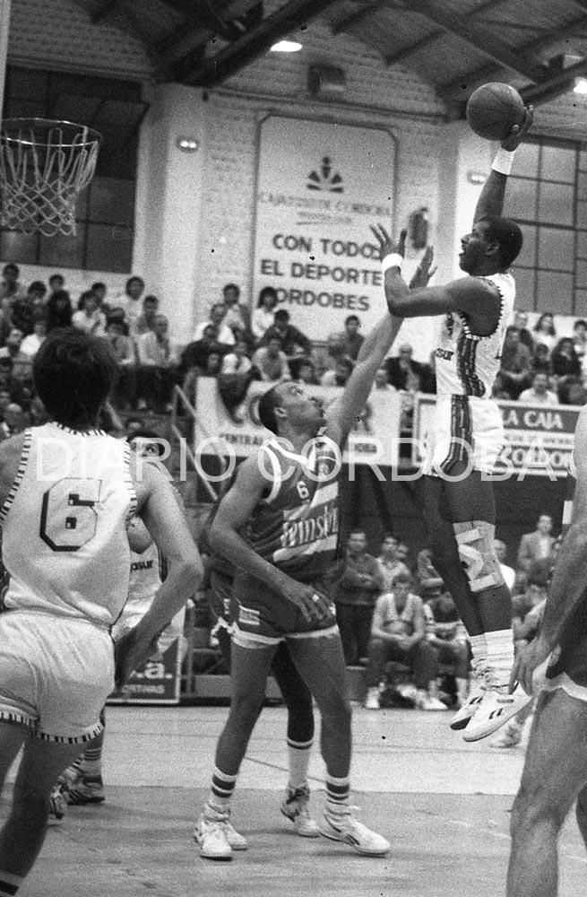 George Gervin y el baloncesto cordobés.