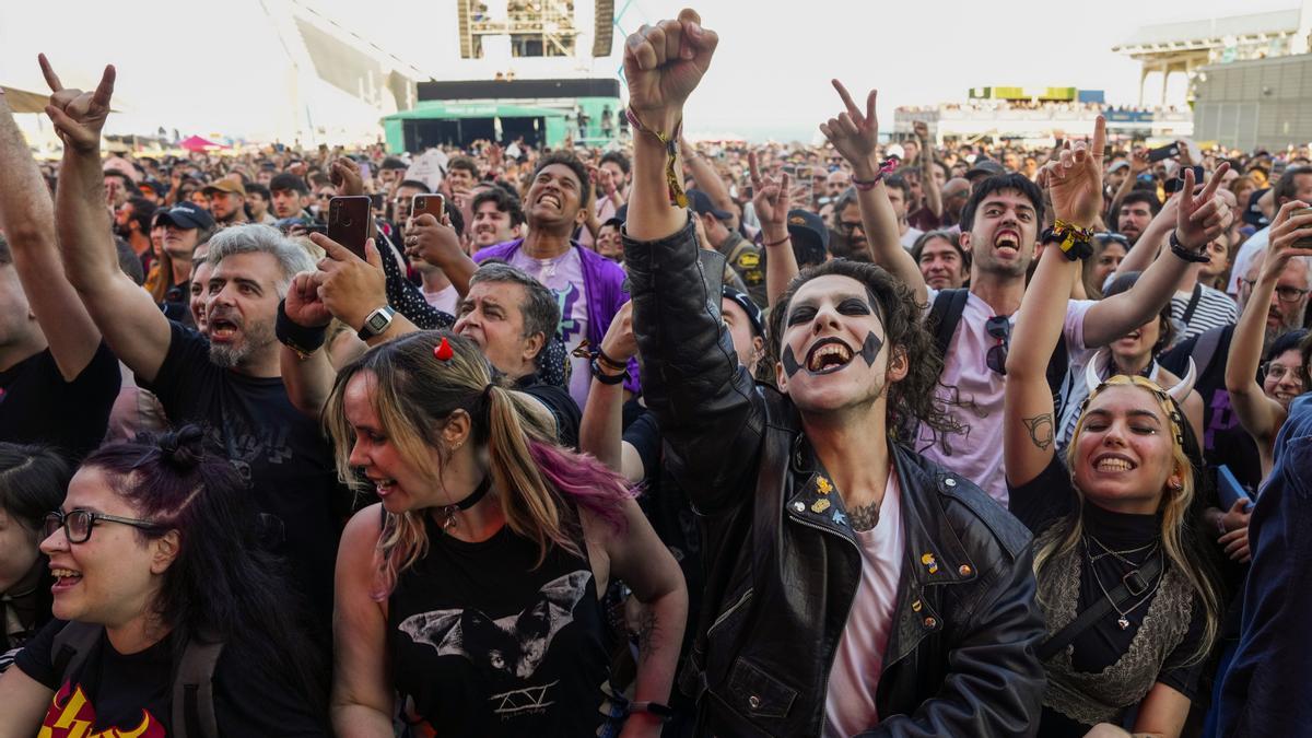 Fans del grupo Ghost en el Primavera Sound 2023