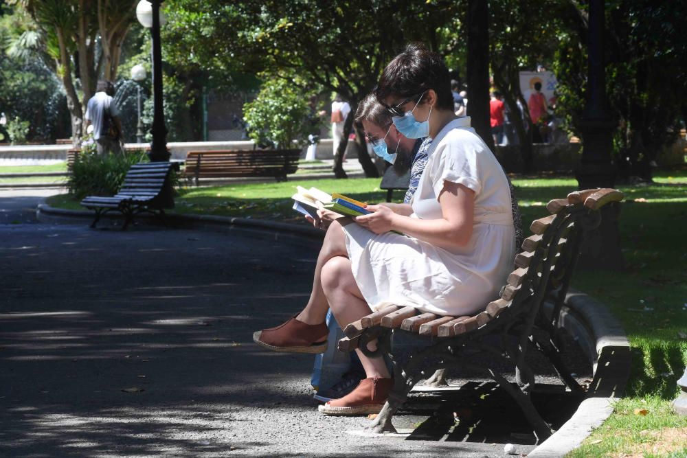 Arranca en los jardines de Méndez Núñez una Feria del Libro con menos casetas