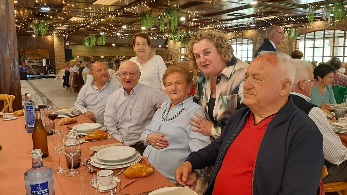 El encuentro anual de los jubilados de Lugones, en imágenes