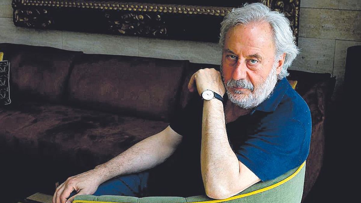 El escritor Julio Llamazares.