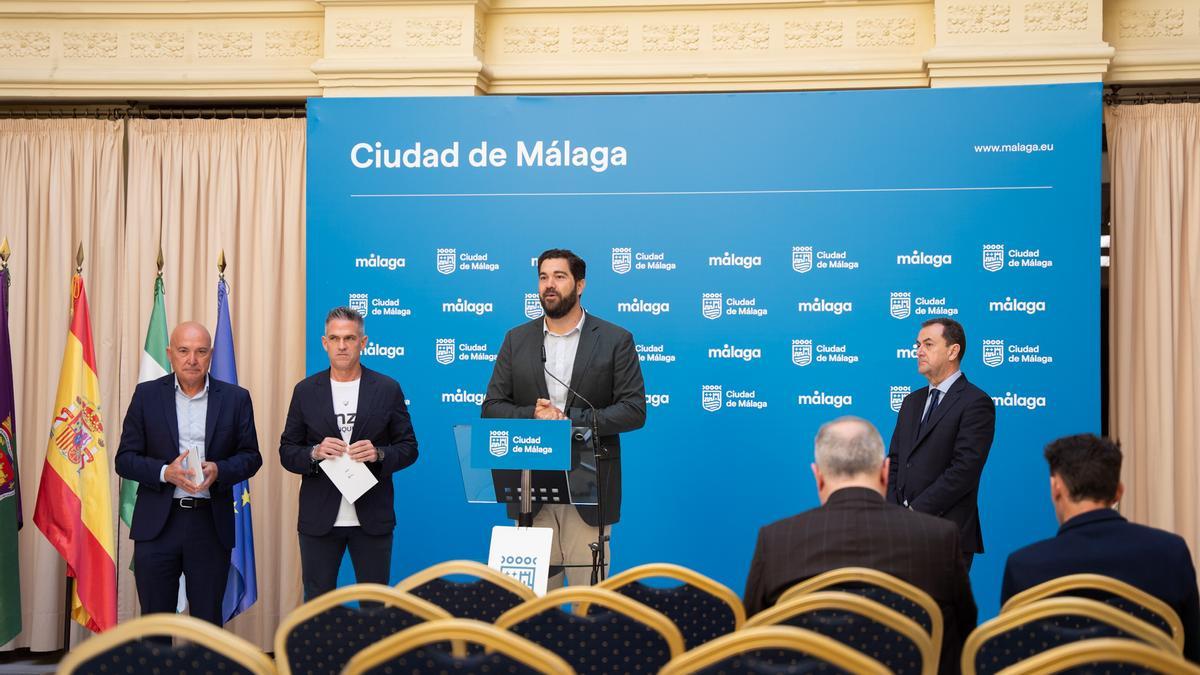 Imagen de la presentación de la guía FNZN en el ayuntamiento.