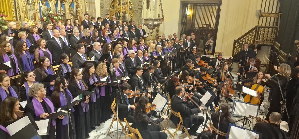 La Catedral de Murcia acogió el tradicional Concierto de Navidad.
