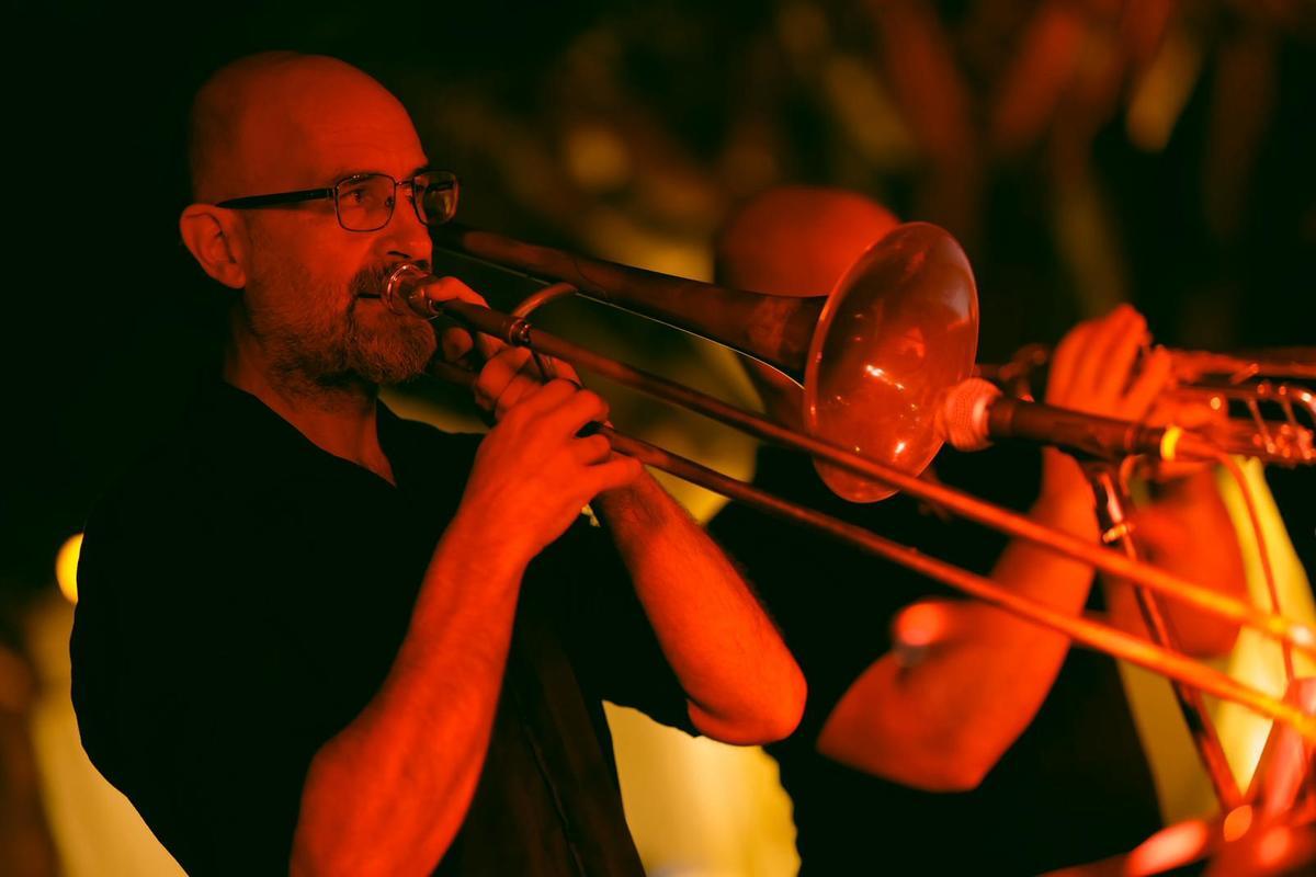 Vicent Tur Ramon, en Jive at Nine.