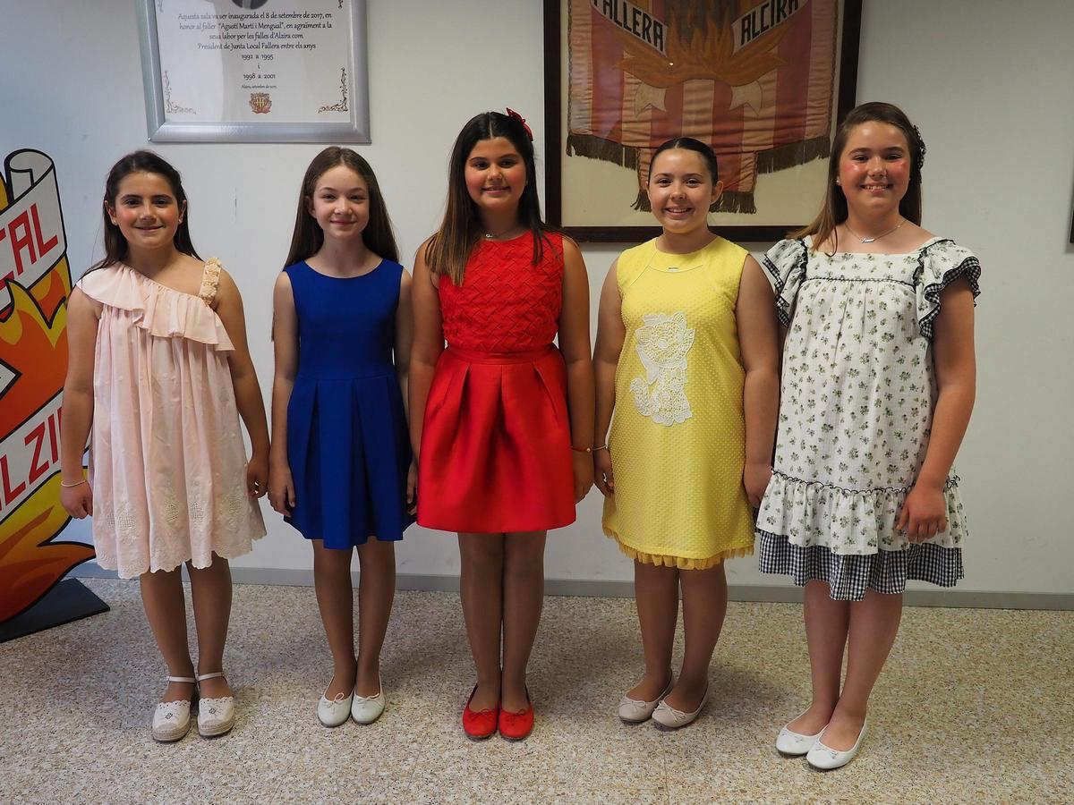 Las cinco candidatas a fallera mayor infantil de Alzira 2026.