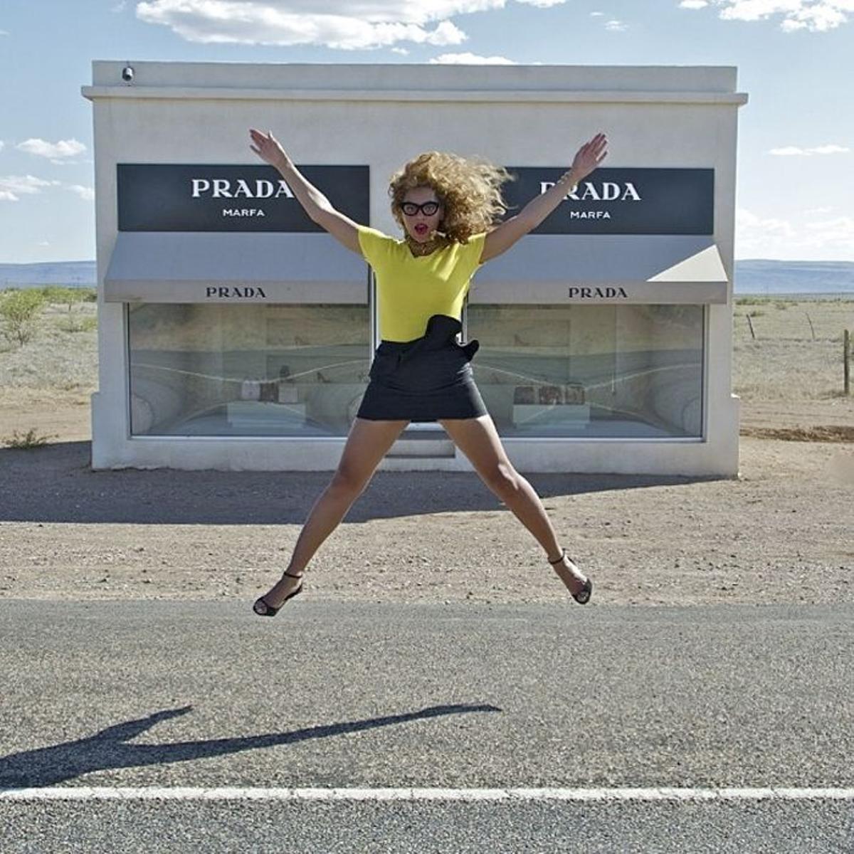 5. Beyoncé ha estado en la tienda Prada del desierto