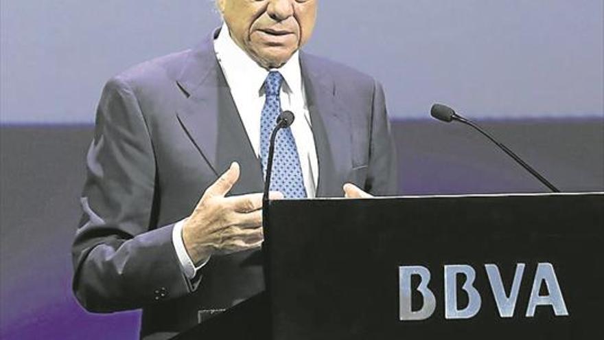 González cederá a un sustituto interno la presidencia del BBVA