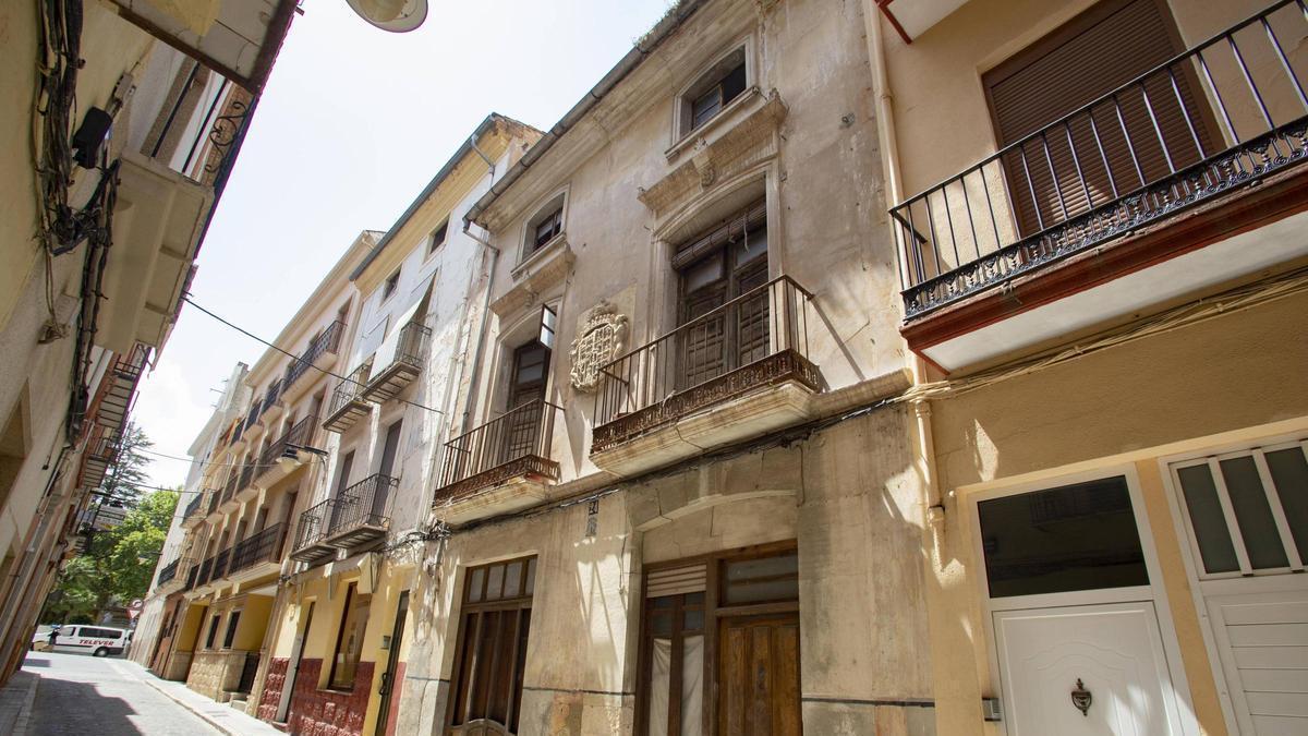 Imagen de archivo de la vivienda ubicada en el número 24 de la calle Santa Rosa de Ontinyent.
