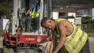 Los “héroes del calor”, trabajando a pleno sol