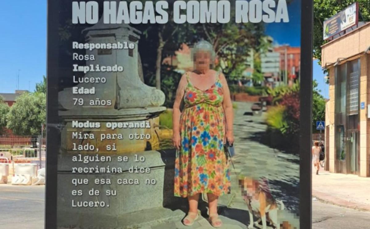 Cartel de la campaña situado a la salida de la estación de Metro Parque de los Estados