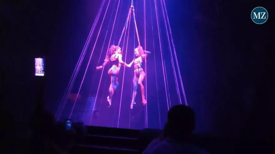 Waghalsige Salti und heiße Choreografien: „Pirates Reloaded“ in Magaluf