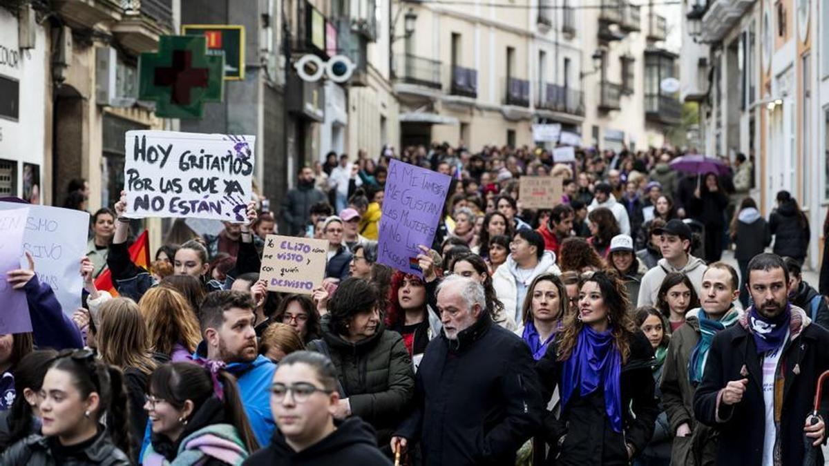 Manifestación feminista en Cáceres.