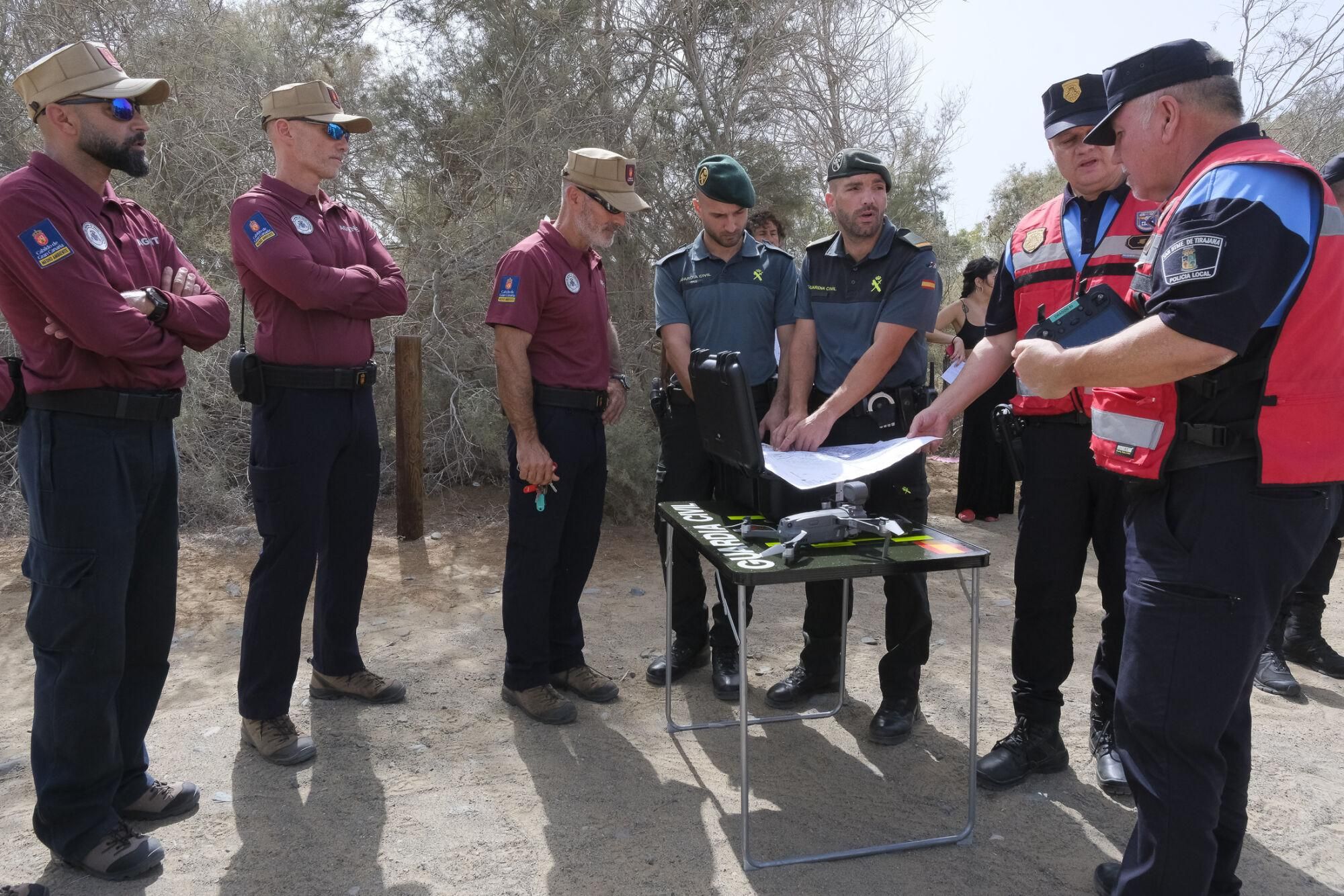 La Guardia Civil y el Cabildo controlan los accesos a las Dunas de Maspalomas