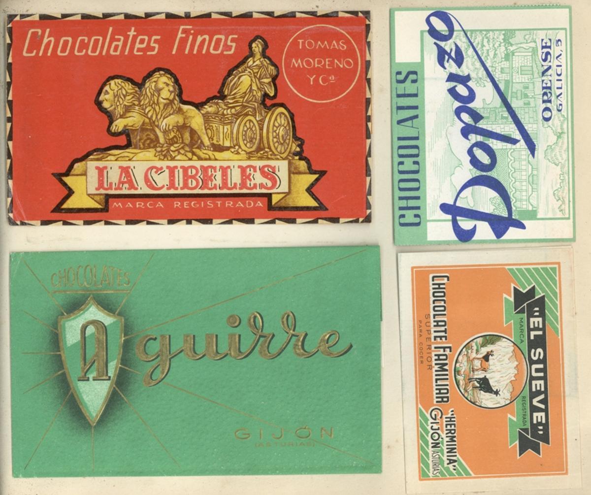 Un recorrido histórico por tabletas de chocolate y carteles gracias a una donación al Pueblo de Asturias (en imágenes)