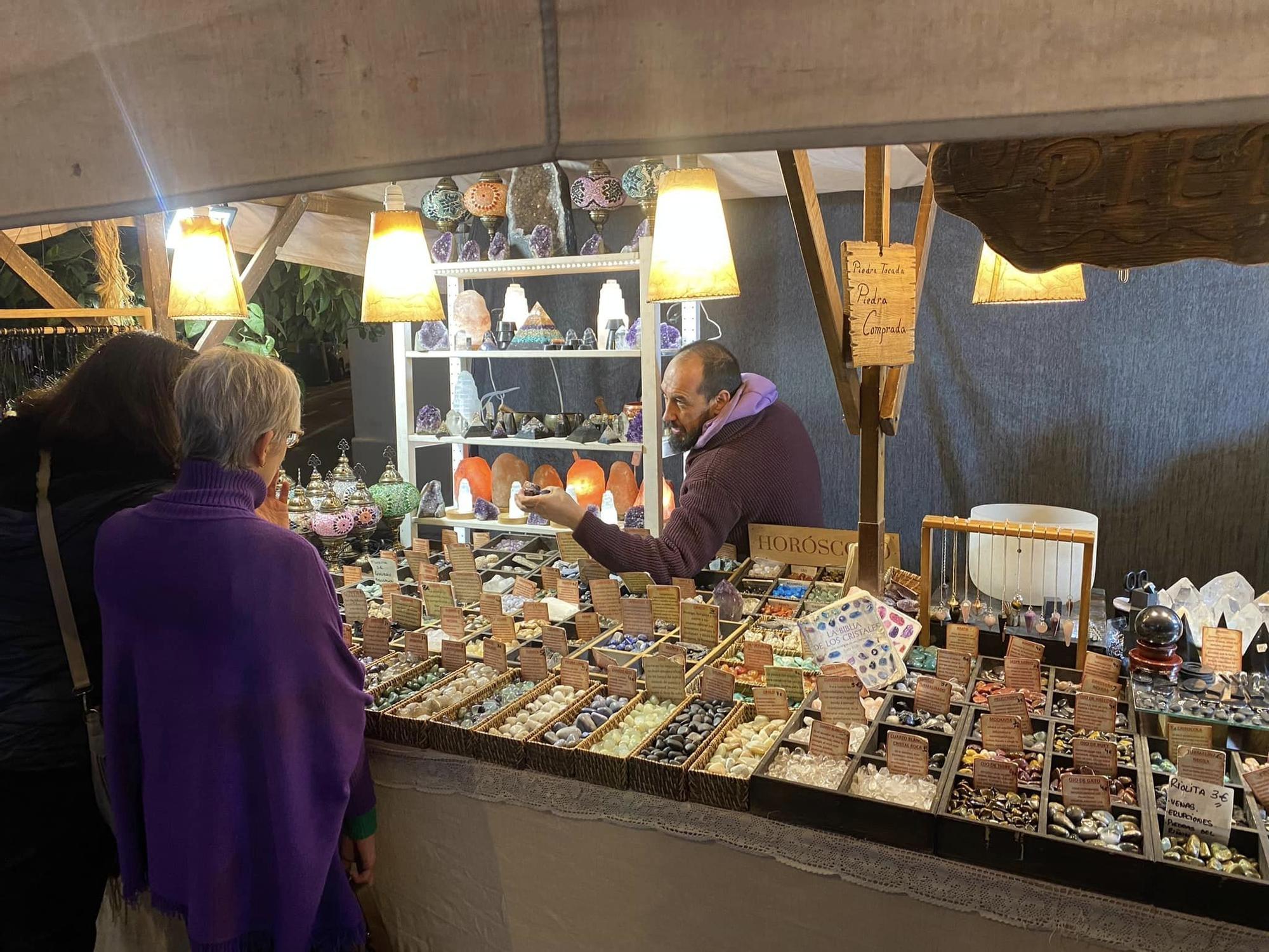 Todo preparado para el Mercado Tradicional de San Blas de la falla Clero