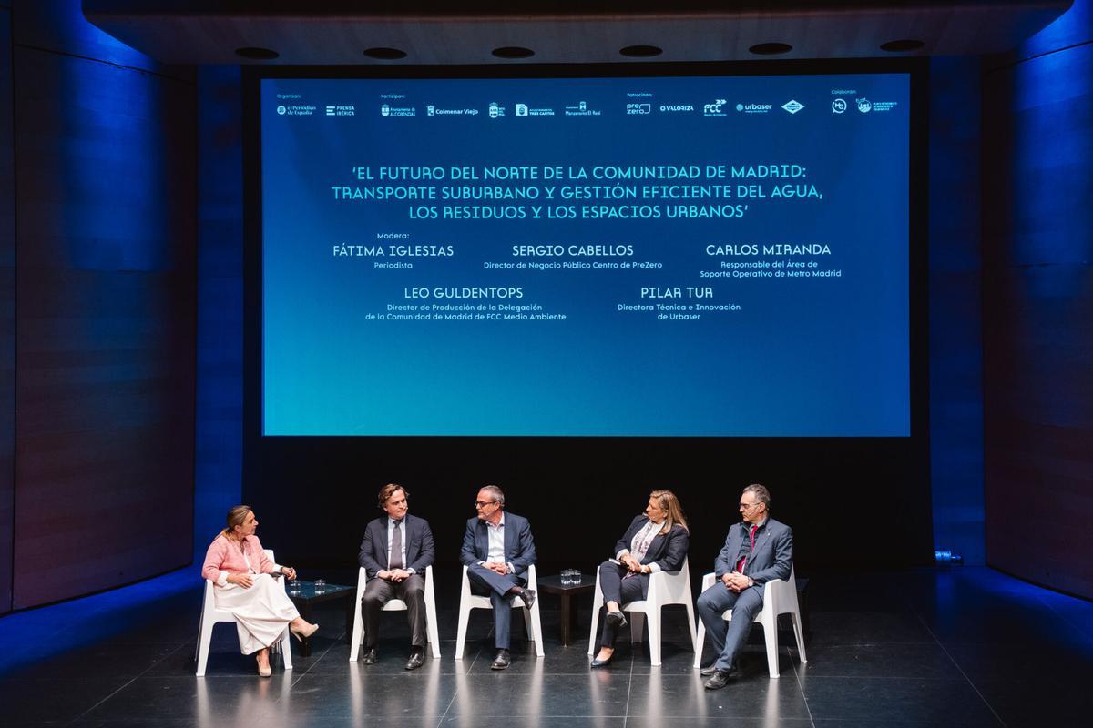 Ciclo ‘Horizonte Madrid Norte’. De izquierda a derecha Antonio Rodríguez, director de la delegación de la Comunidad de Madrid de FCC Medio Ambiente, Sergio Cabellos, director de Negocio Público Centro de PreZero, Pilar Tur Salamanca, directora Técnica e Innovación de Urbaser, Carlos Miranda de Larra Carcedo, responsable del Área de Soporte Operativo de Metro Madrid. Foto: Alba Vigaray