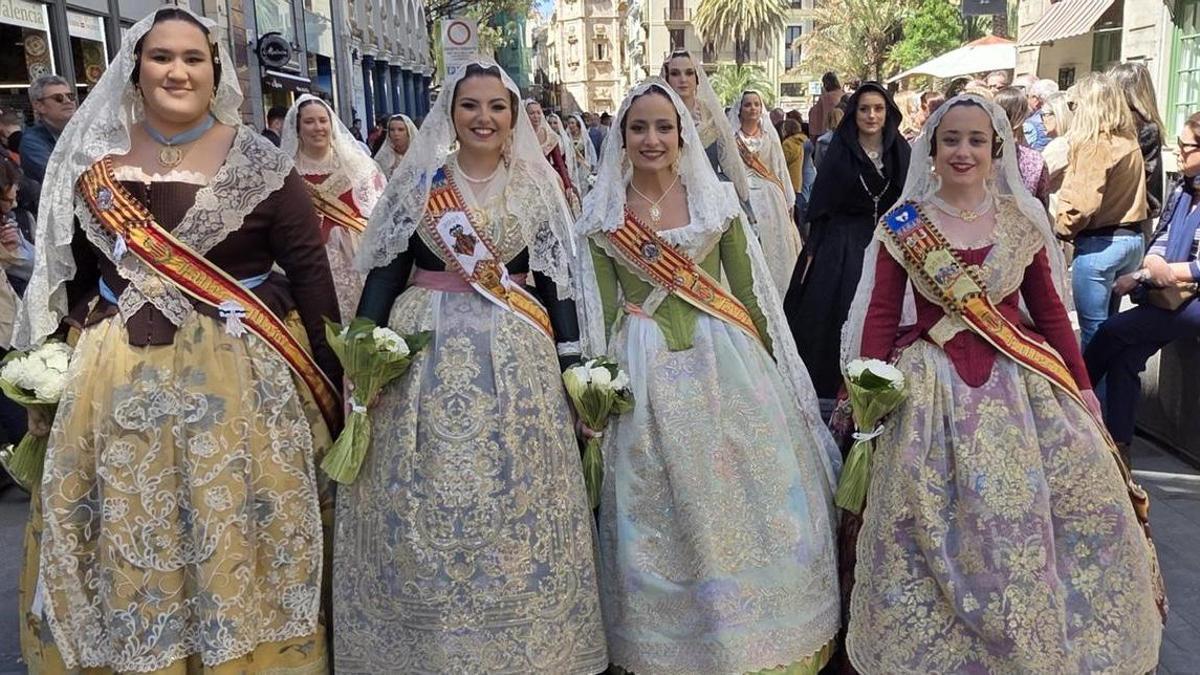 Las comisiones de falla en la Ofrenda a San Vicente Ferrer (y 6/6)
