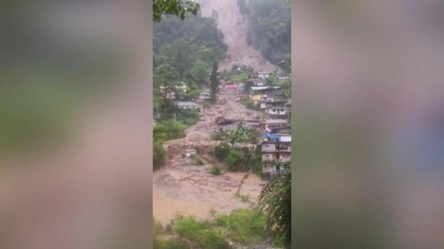 Deslizamiento de tierra en Sikkim obliga a la evacuación masiva de una aldea