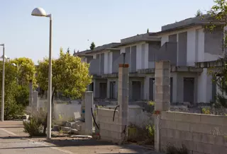 La urbanización fantasma asusta a Càrcer