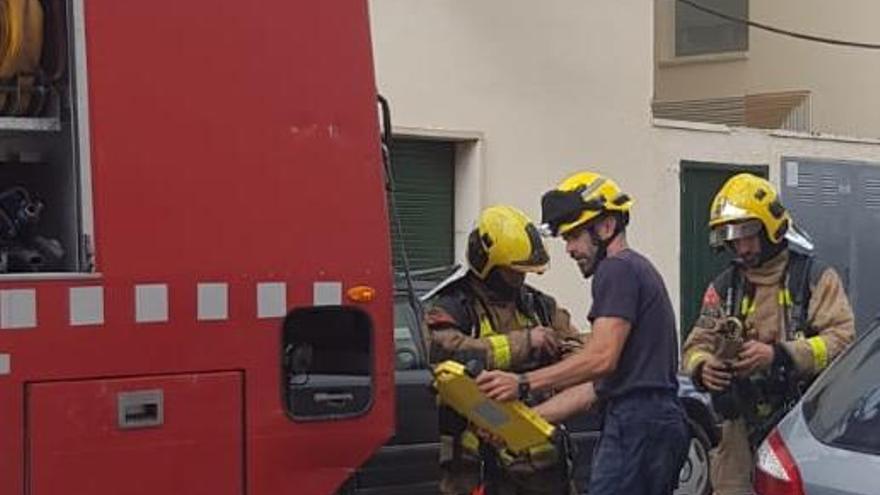 S&#039;incendia l&#039;interior d&#039;un habitatge del carrerValència a Figueres