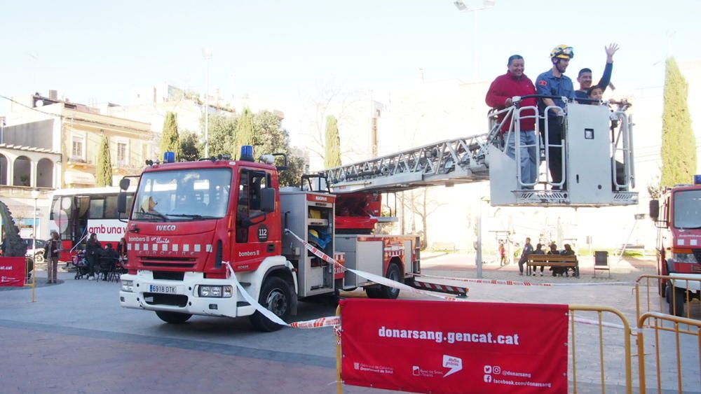 «Els Bombers t''acompanyen a donar sang» a Figueres