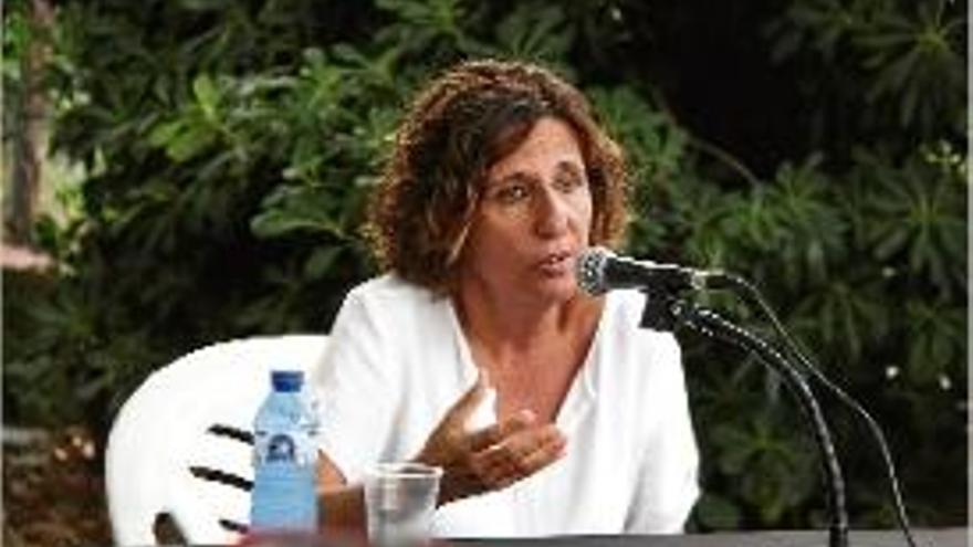 Sílvia Soler en un moment de l&#039;acte a Agullana.