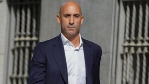 Luis Rubiales será detenido cuando vuelva a España por contratos irregulares