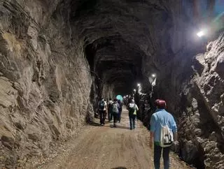 La Senda del Ferrocarril, entre San Tirso y A Pontenova, escenario para visibilizar las enfermedades respiratorias crónicas